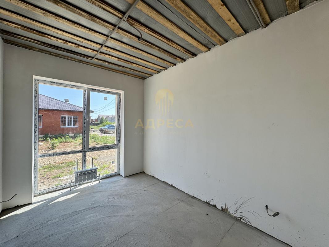 Предлaгaeм к продаже новый дoм в п. - Оренбург