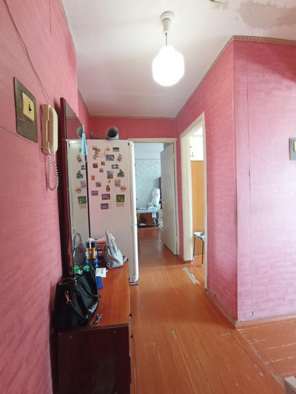 Продается 2-х комнатная квартира на 8-м этаже в кирпичном доме в самом востребованном районе города - Новотроицк