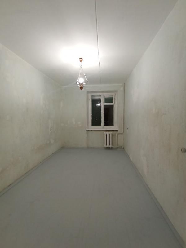 Продается 2-х комнатная квартира на 8-м этаже в кирпичном доме в самом востребованном районе города - Новотроицк