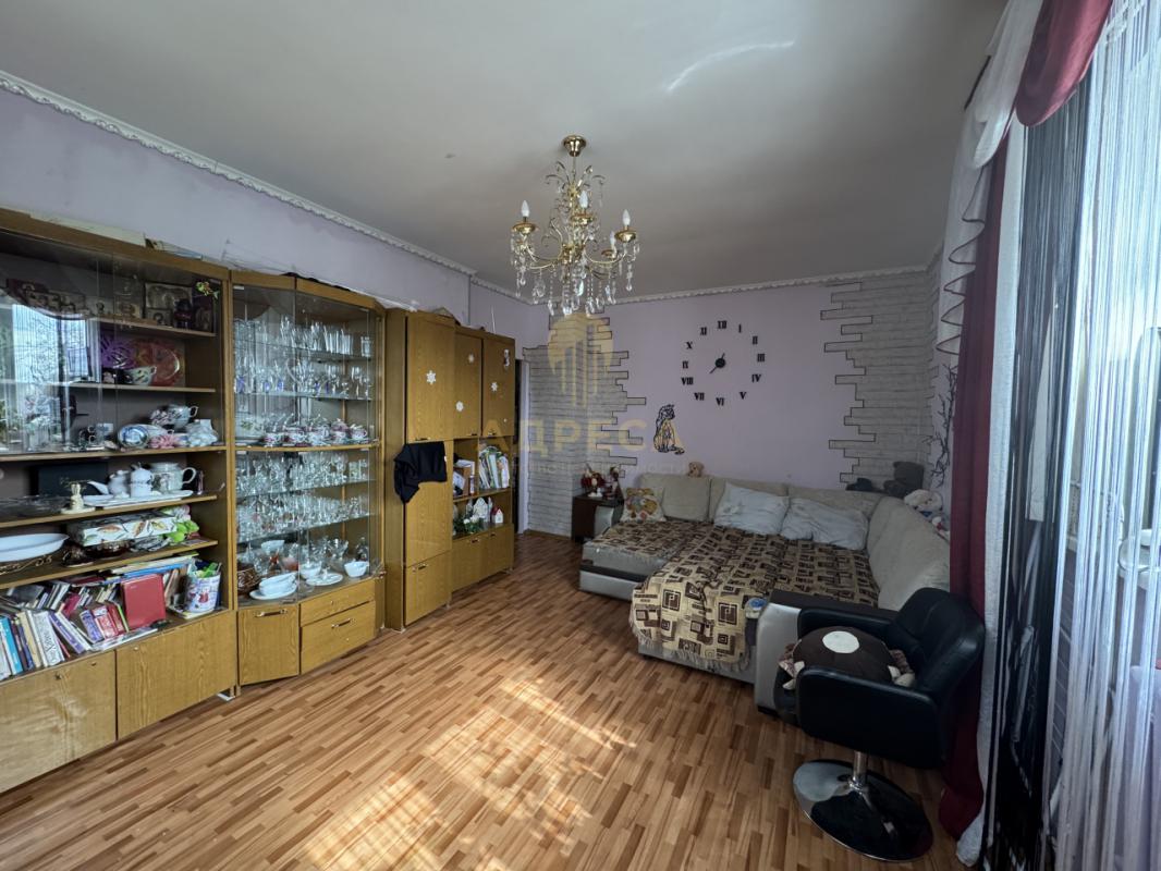 Продается уютный дом в живописной деревне 30 минут от города, окруженной зелеными полями и лесами, и - Оренбург