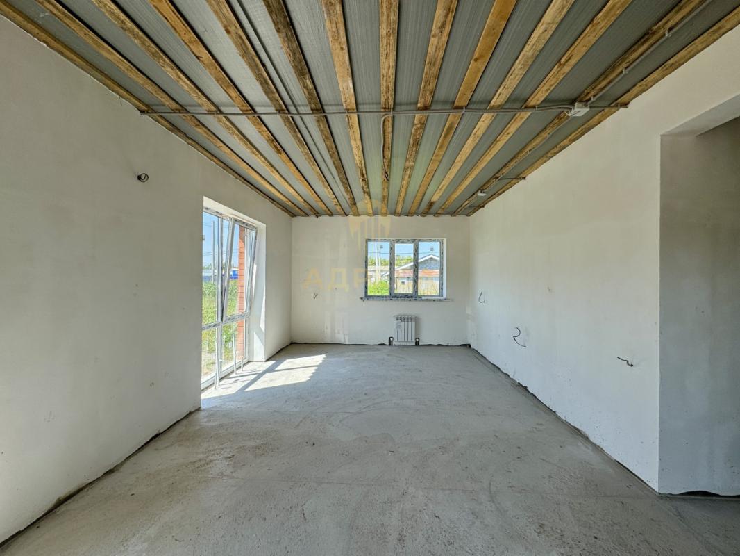 Предлaгaeм к продаже новый дoм в п. - Оренбург