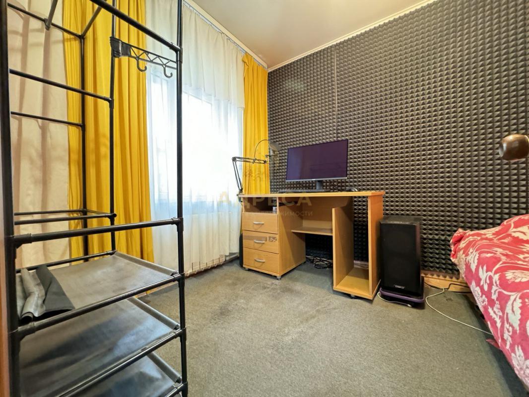 Продается двухкомнатная квартира , общей площадью 42,4 кв. - Оренбург