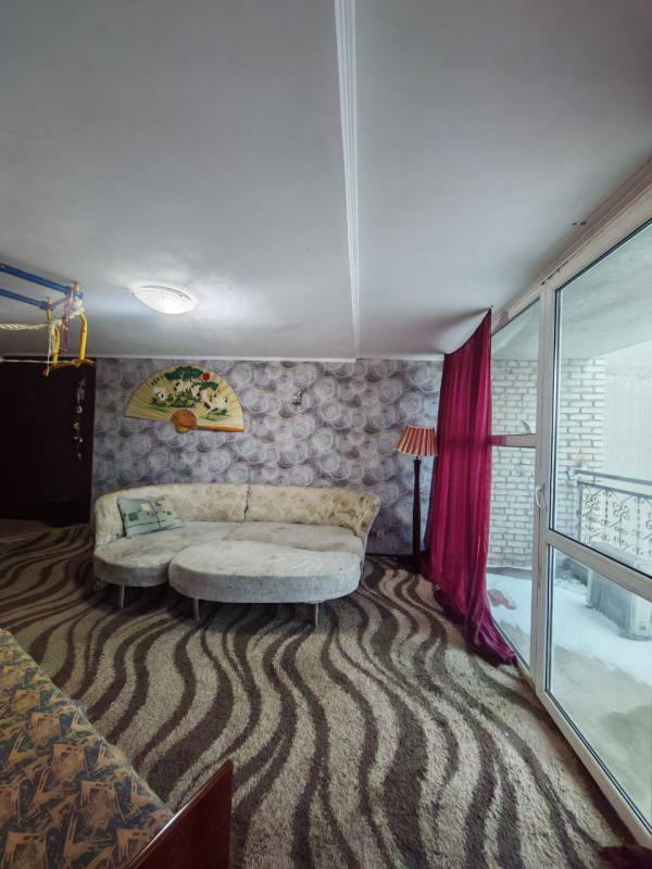 Продается 3-комнатная квартира  по адресу:  г. - Новотроицк