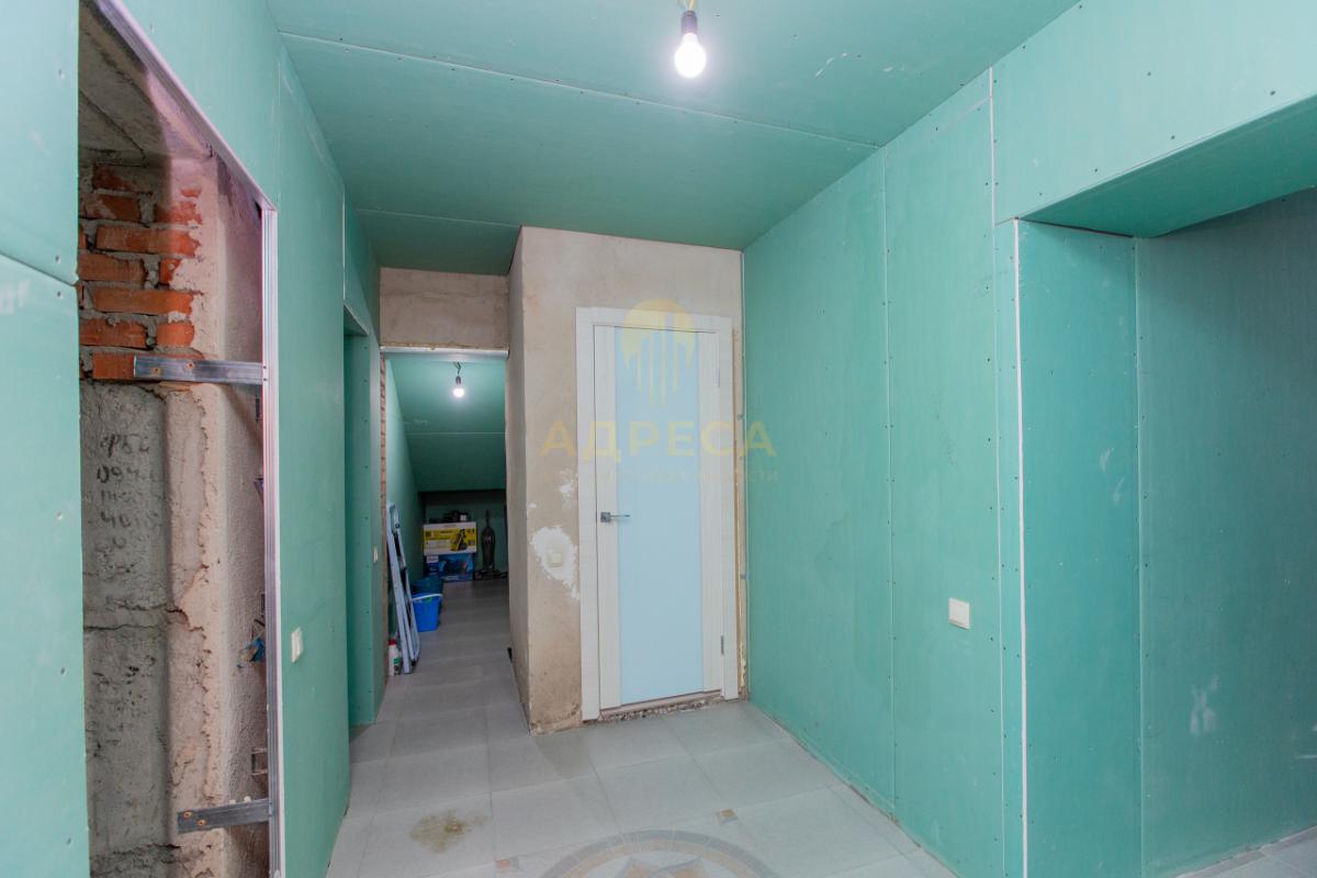 Продаётся просторный таунхаус в современном жилом комплексе &laquo;Крона&raquo;Предлагаем ст - Оренбург