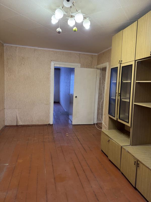 В продаже отличный вариант 2-х комнатной квартиры, на самом востребованном 2-ом этаже по ул. - Новотроицк