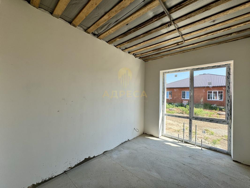 Предлaгaeм к продаже новый дoм в п. - Оренбург