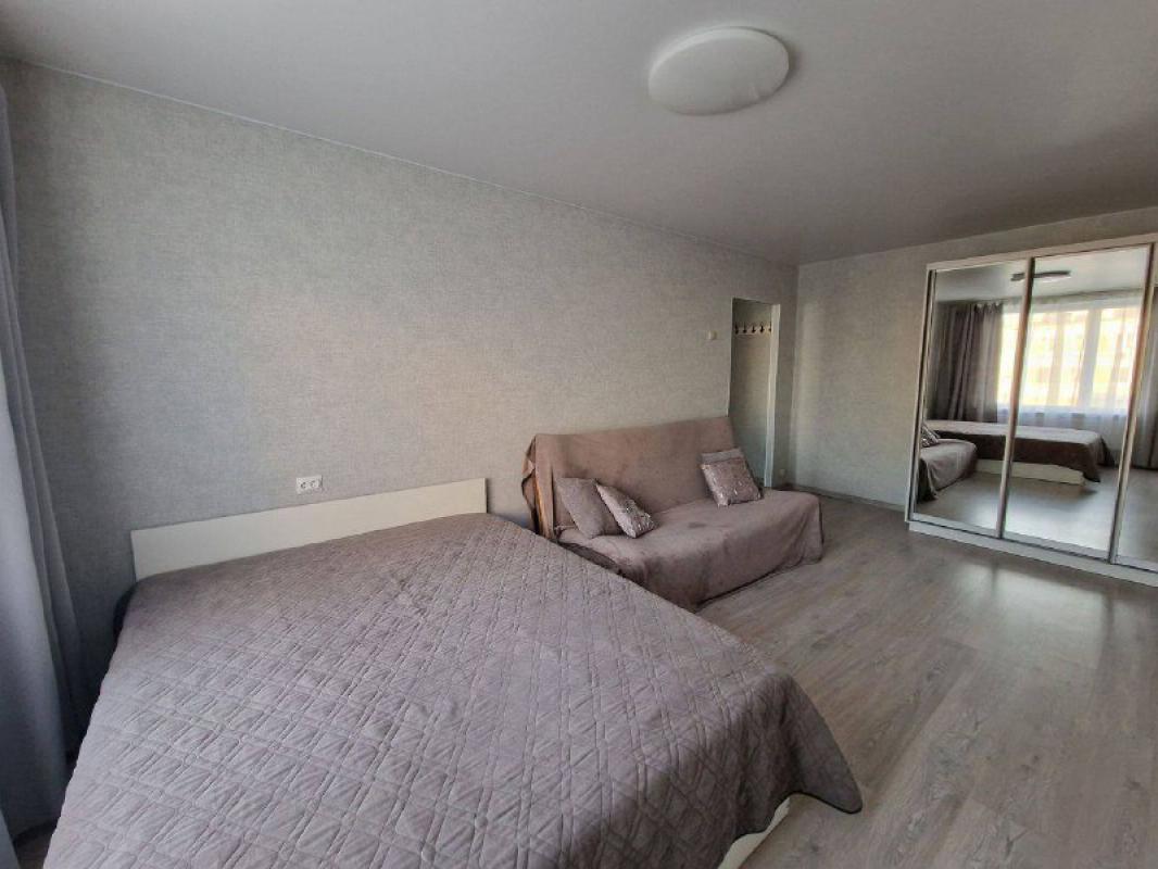 В квартире сделан свежий ремонт, мебель в идеальном состоянии, техника вся рабочая, новая. - Оренбург