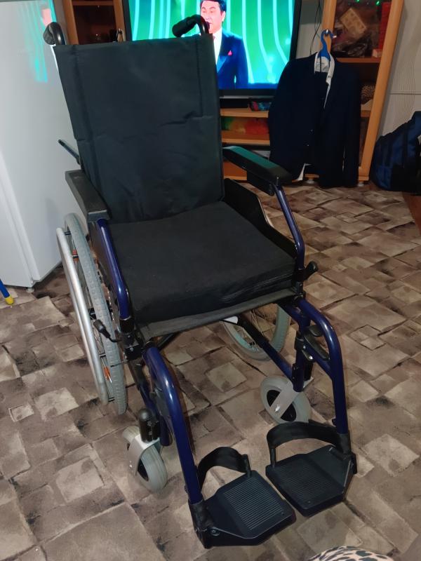 Продам инвалидную коляску ездили от силы 3 раза, новая. - Новотроицк