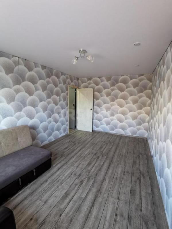 Продам однокомнатную квартиру, расположенную на 5 этаже пятиэтажного панельного дома. - Орск