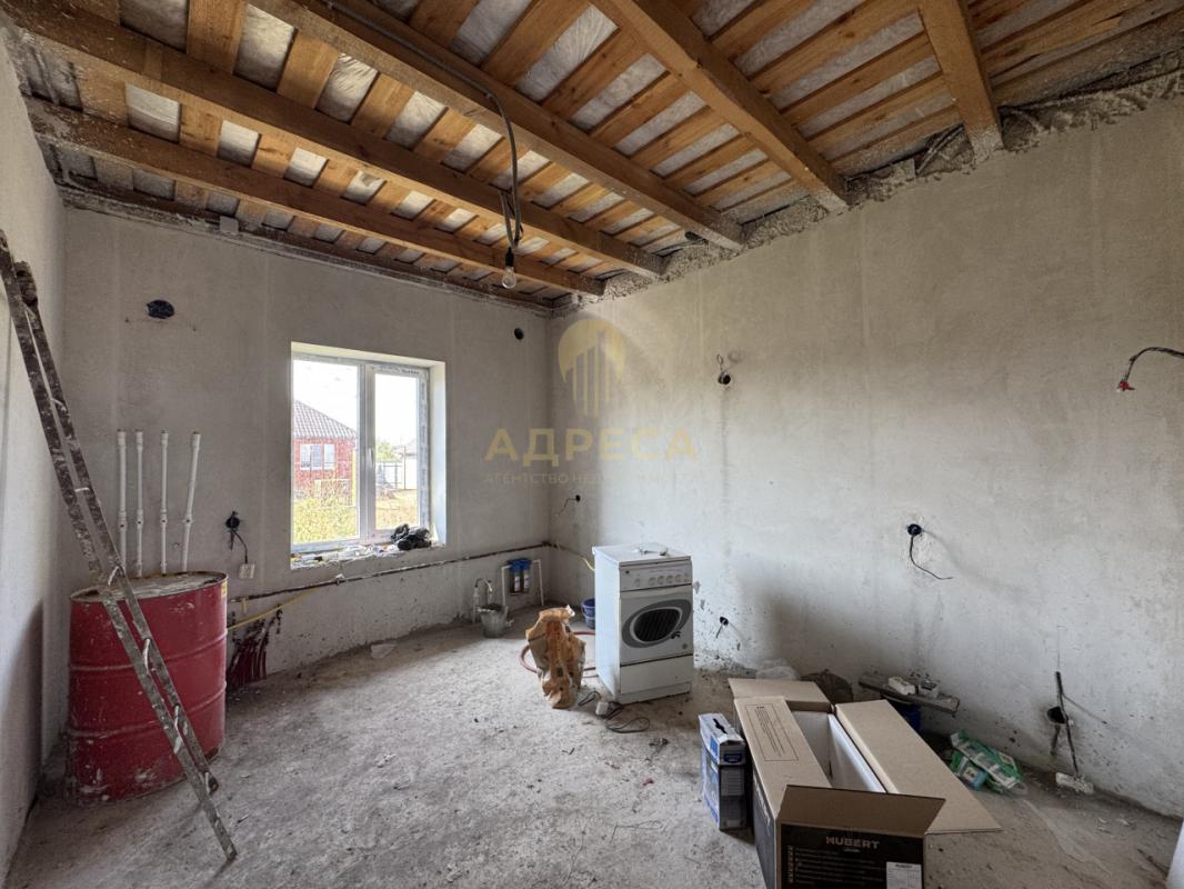 ПРОДАМ ШИКАРНЫЙ ПРОСТОРНЫЙ ДОМ с гаражом в Aвиaтoр-2 (п. - Оренбург