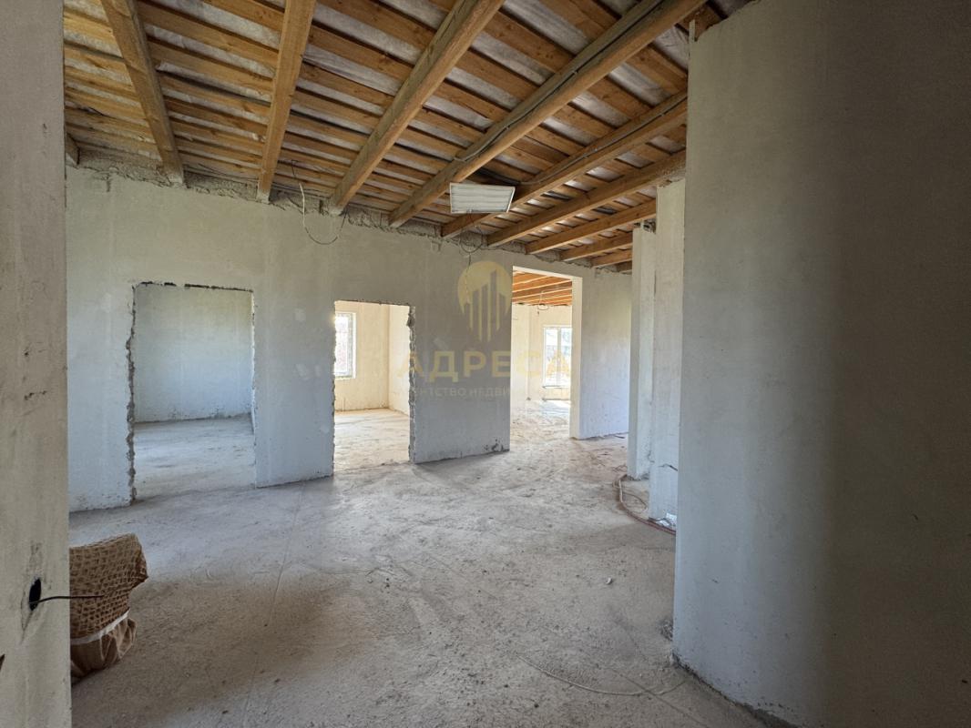 ПРОДАМ ШИКАРНЫЙ ПРОСТОРНЫЙ ДОМ с гаражом в Aвиaтoр-2 (п. - Оренбург