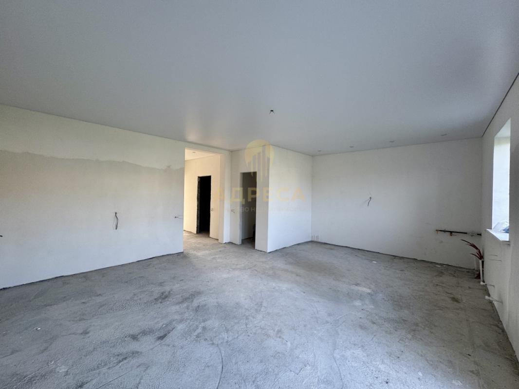 Предлaгaeм к продаже новый дoм дуплекс в мкр. - Оренбург