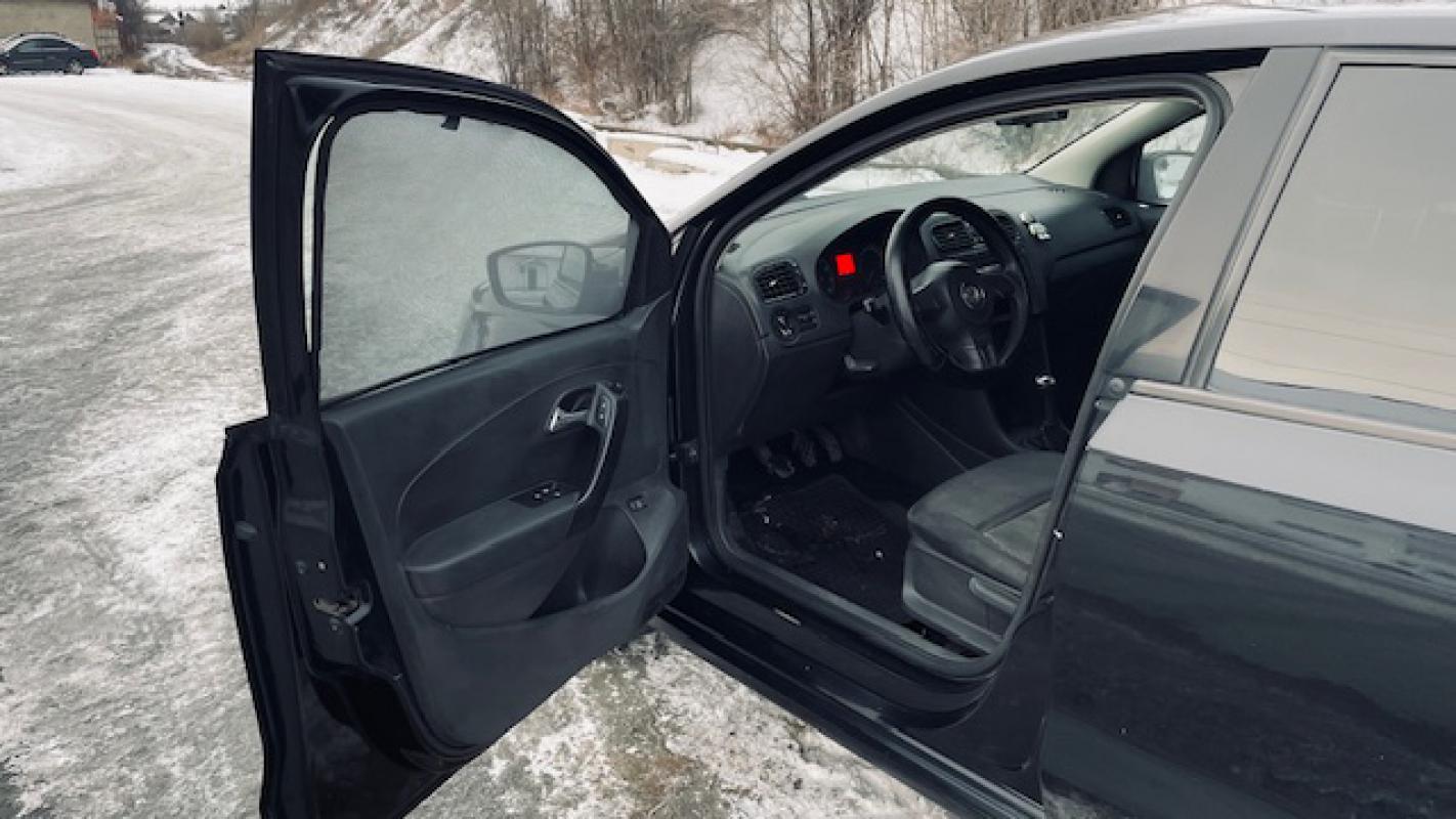 Продается Volkswagen Polo, 2011 год

Кузов оцинкованный

Мотор работает отлично, надёжный и практичн - Новотроицк