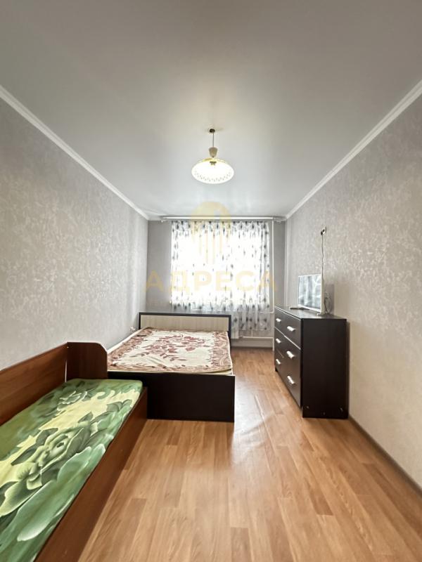 В продаже двухкомнатная квартира в кирпичном доме, расположенная на 3 этаже 14-ти этажного дома. - Оренбург