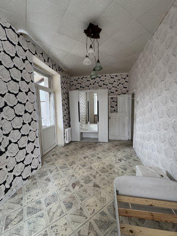 Если у вас большая и дружная семья и вы мечтаете о большой и просторной квартире этот вариант точно - Новотроицк