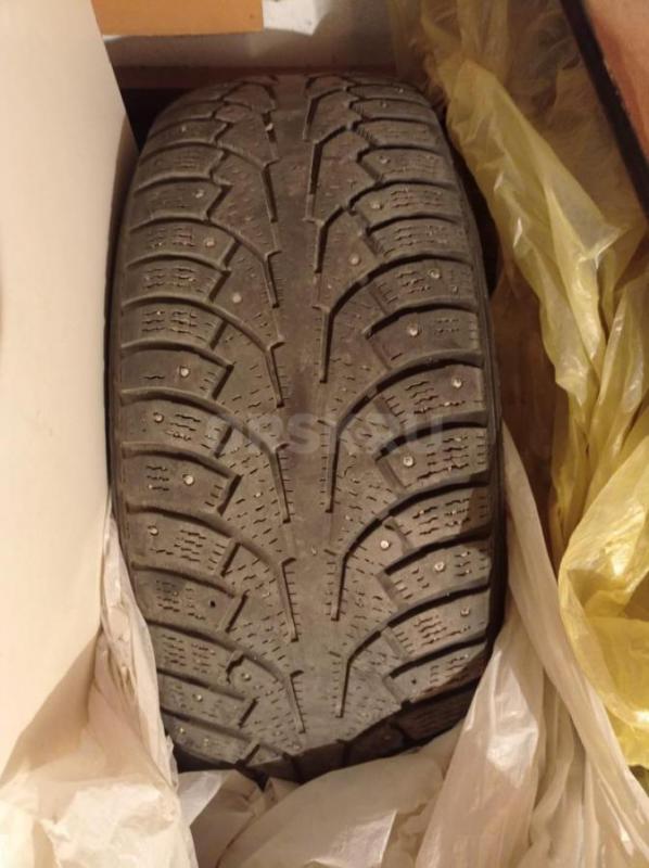 Продам 3 зимние шипованные  шины 225-50-17, Нокиан Хаккапелита-5,один баллон-отличное состояние - 35 - Новотроицк