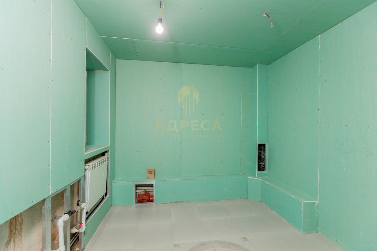 Продаётся просторный таунхаус в современном жилом комплексе &laquo;Крона&raquo;Предлагаем ст - Оренбург