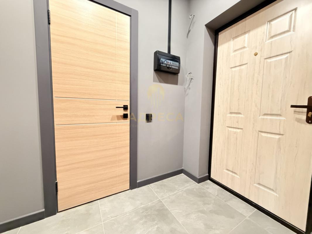 Продаётся тёплая, уютная квартира с удобной планировкой, общей площадью 50,4 кв. - Оренбург