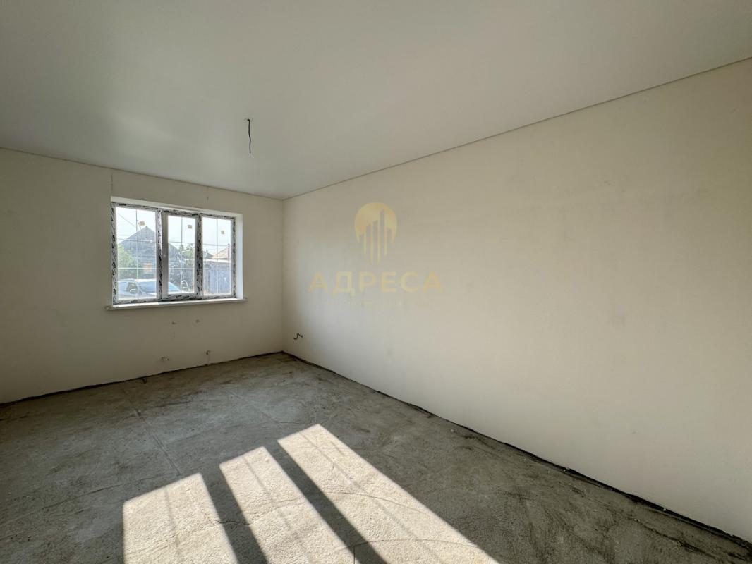 Предлaгaeм к продаже новый дoм дуплекс в мкр. - Оренбург