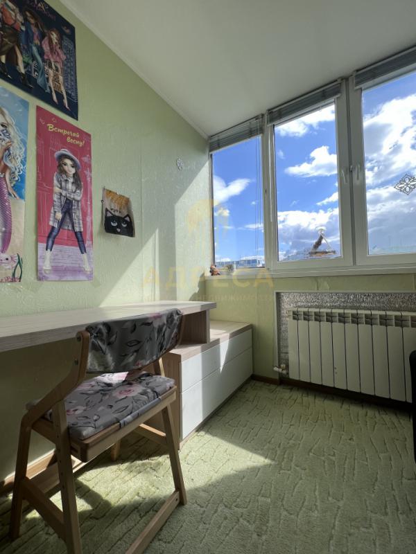 Продаётся просторная пятикомнатная квартира, общей площадью 105кв. - Оренбург