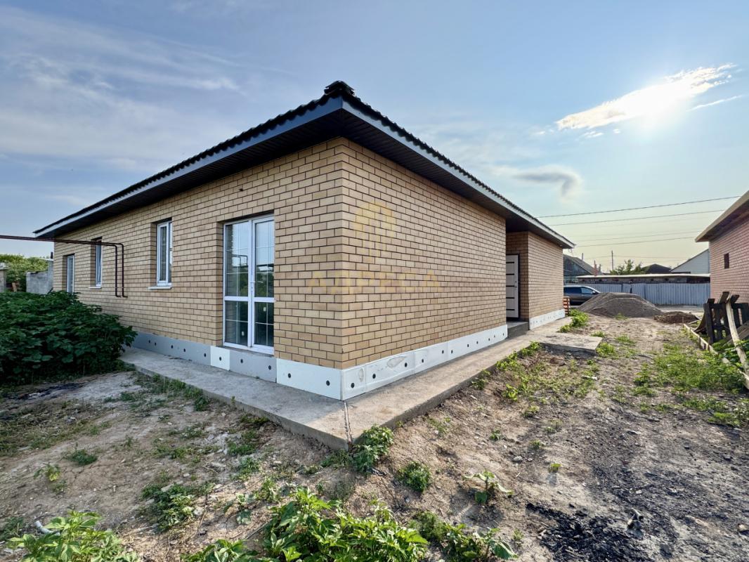 Предлaгaeм к продаже новый дoм дуплекс в мкр. - Оренбург