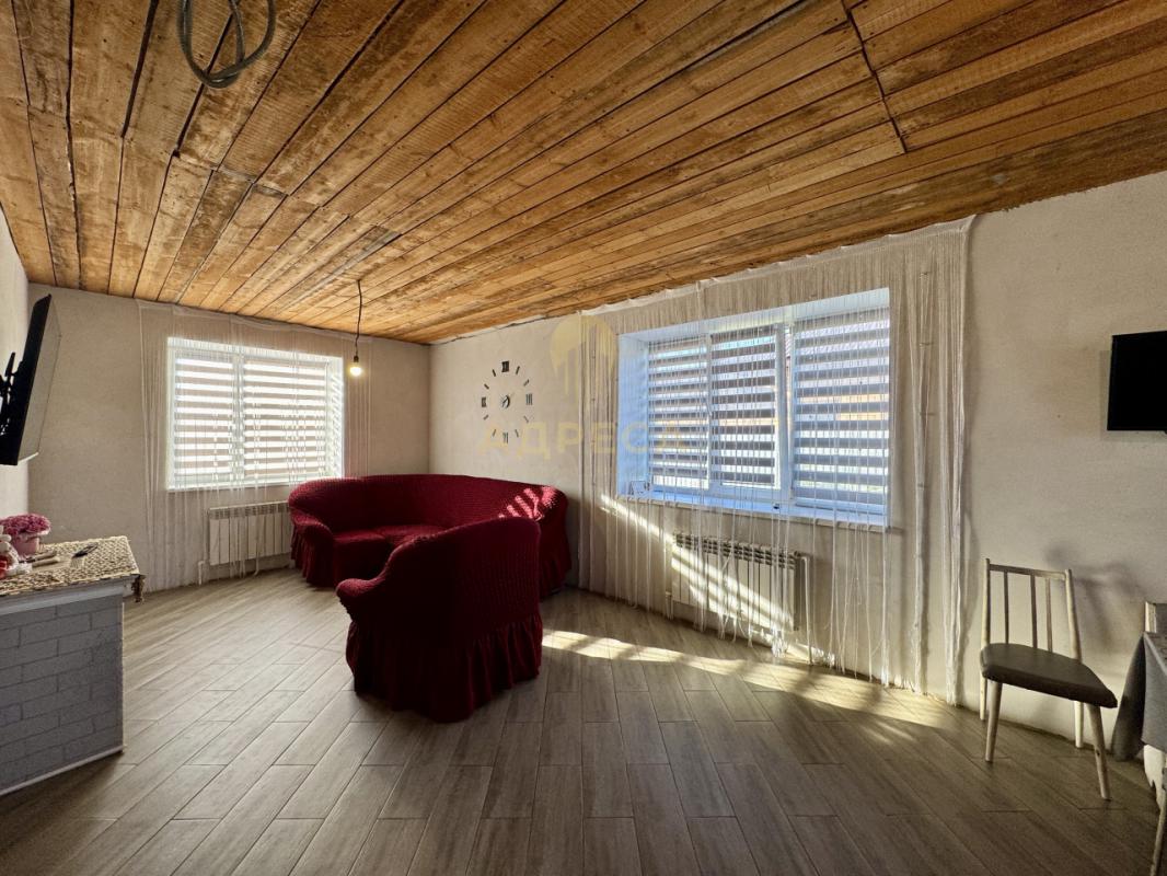 Предлагаем Вaшeму вниманию БОЛЬШОЙ ДОМ с ремонтом и мебелью, С ГАРАЖОМ по хорошей цене! - Оренбург