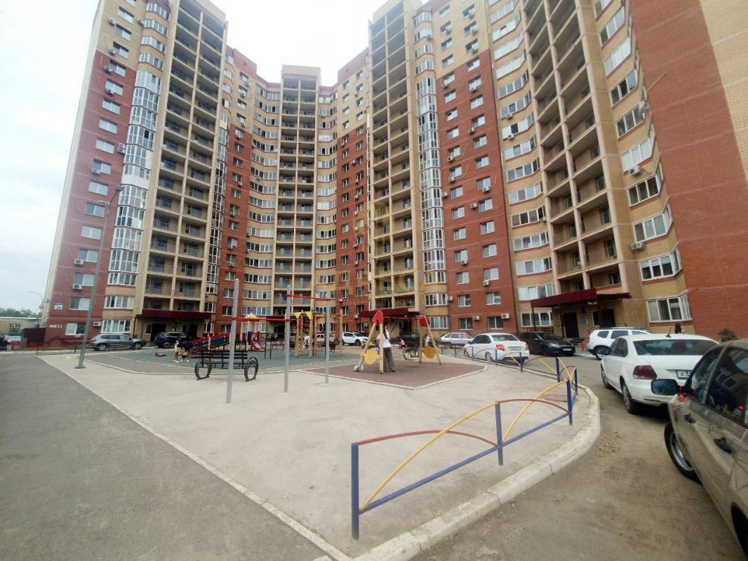 Продается 1-комнатная квартир в новом монолитно-кирпичном доме ( 2019г. - Оренбург