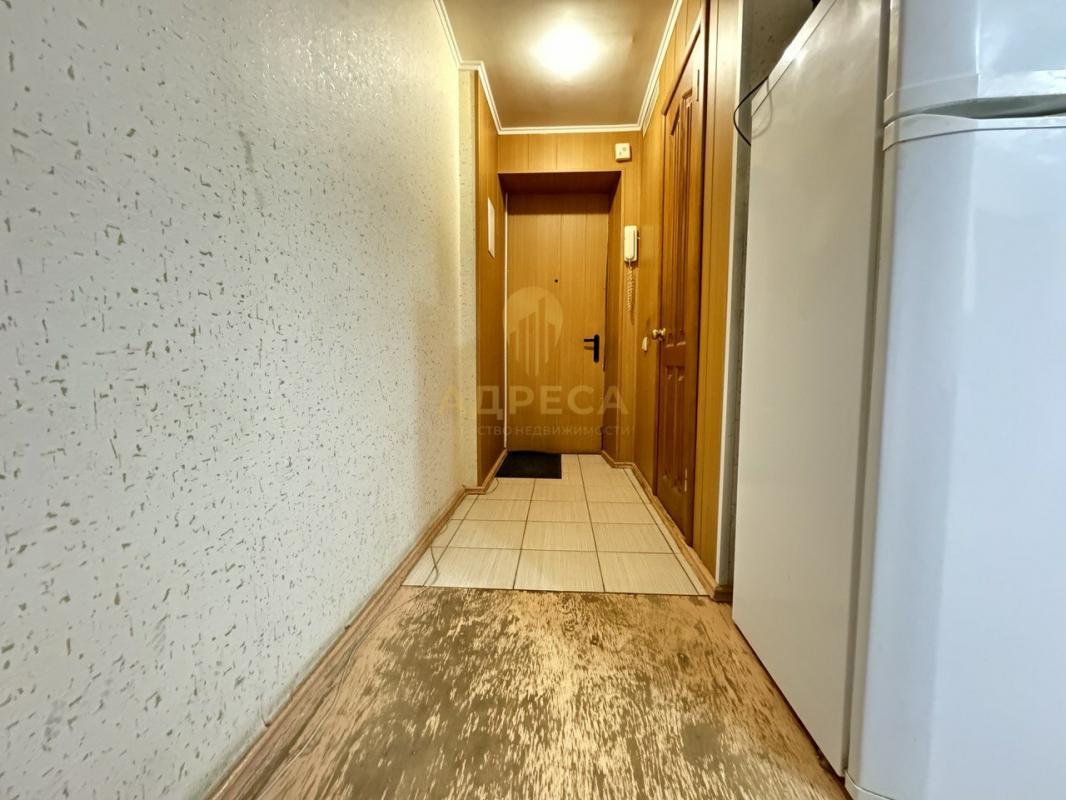 Продается двухкомнатная квартира , общей площадью 42,4 кв. - Оренбург