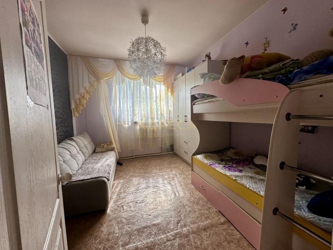 Продается уютный дом в живописной деревне 30 минут от города, окруженной зелеными полями и лесами, и - Оренбург