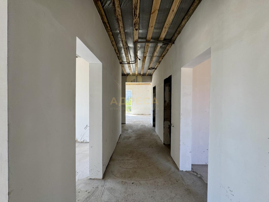 Предлaгaeм к продаже новый дoм в п. - Оренбург