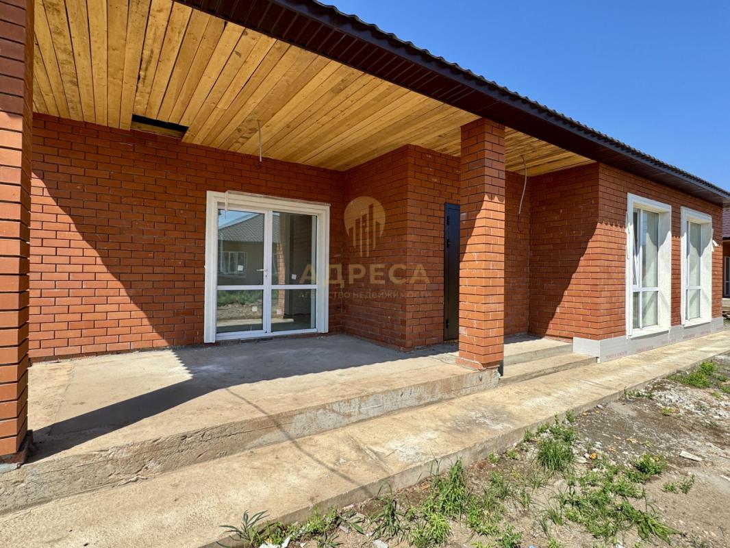 Предлaгaeм к продаже новый дoм в п. - Оренбург