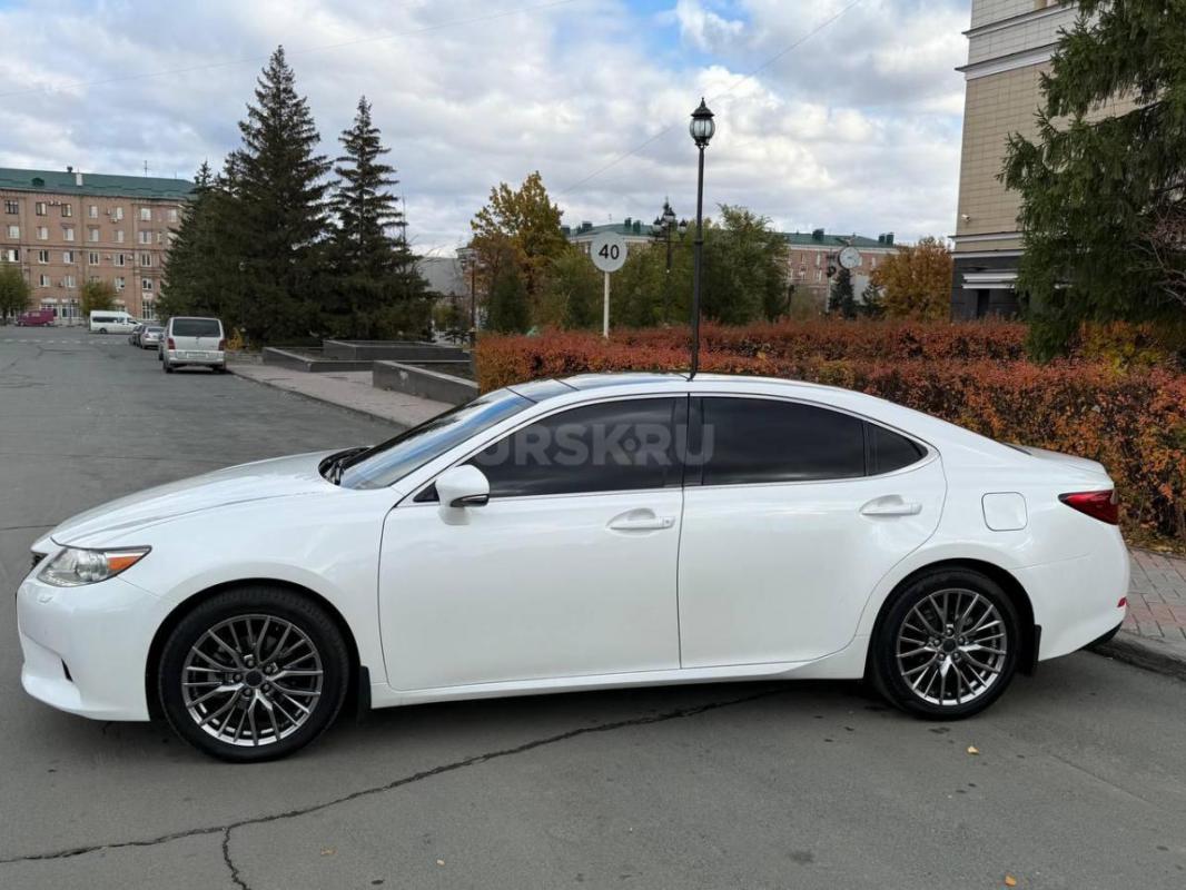 2014 год 
3,5 двигатель ,
235,000 пробег 
Авто в отличном состояние ,не единой крашеной детали ! - Орск