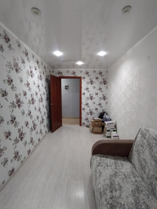 Продается 3-комнатная квартира  ,по адресу: г. - Новотроицк