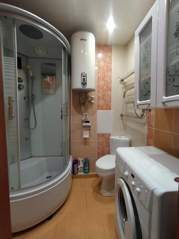 Продается 3-комнатная квартира  ,по адресу: г. - Новотроицк