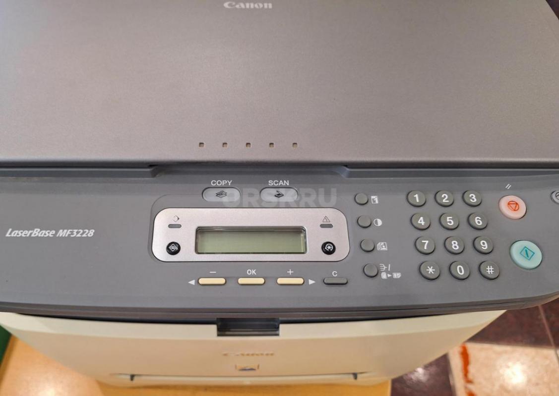 Лазерный МФУ Canon MF3228 в хорошем состоянии. - Орск
