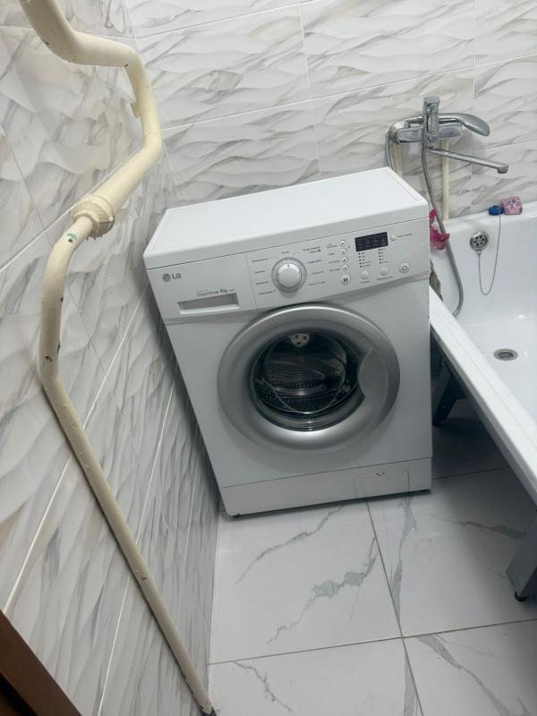 Продам 2х комнатную квартиру на среднем этаже. - Новотроицк