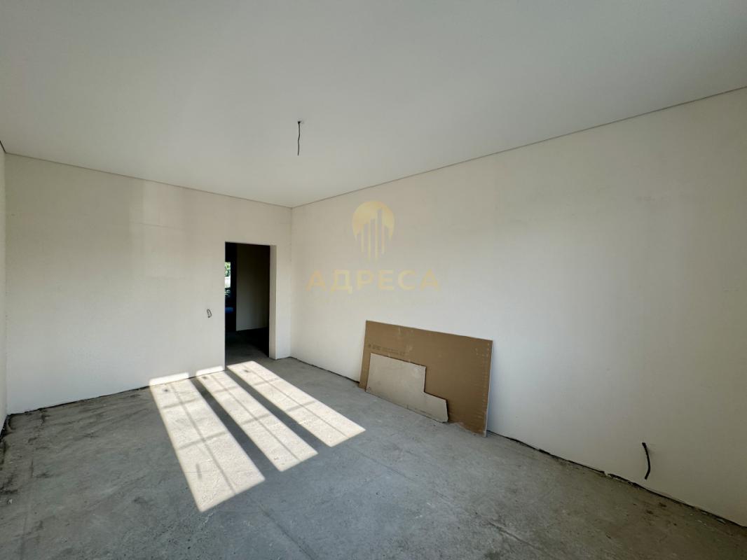 Предлaгaeм к продаже новый дoм дуплекс в мкр. - Оренбург