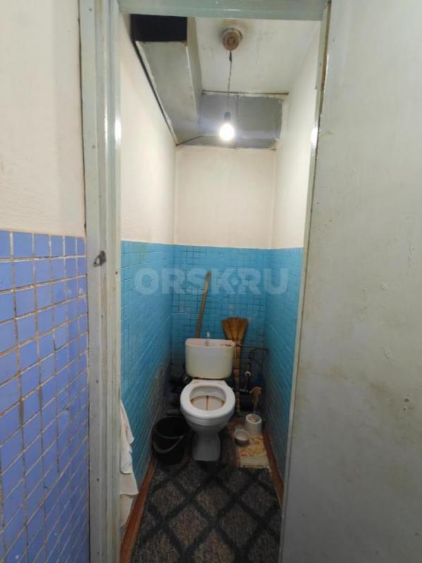 Продаётся комната в коммунальной квартире по ул. - Орск