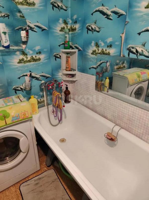 Сдам 2х комнатную квартиру порядочной  семье на длительный срок на парке строителей, 2 этаж - Орск