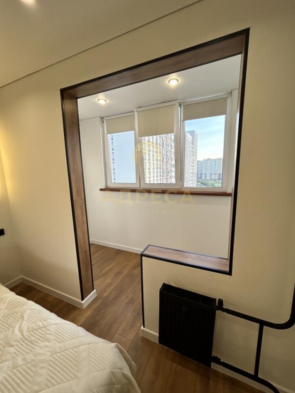 Евро-трешка с дизайнерским ремонтом в доме комфорт-класса, ЖК &laquo;Геометрия&raquo;. - Оренбург