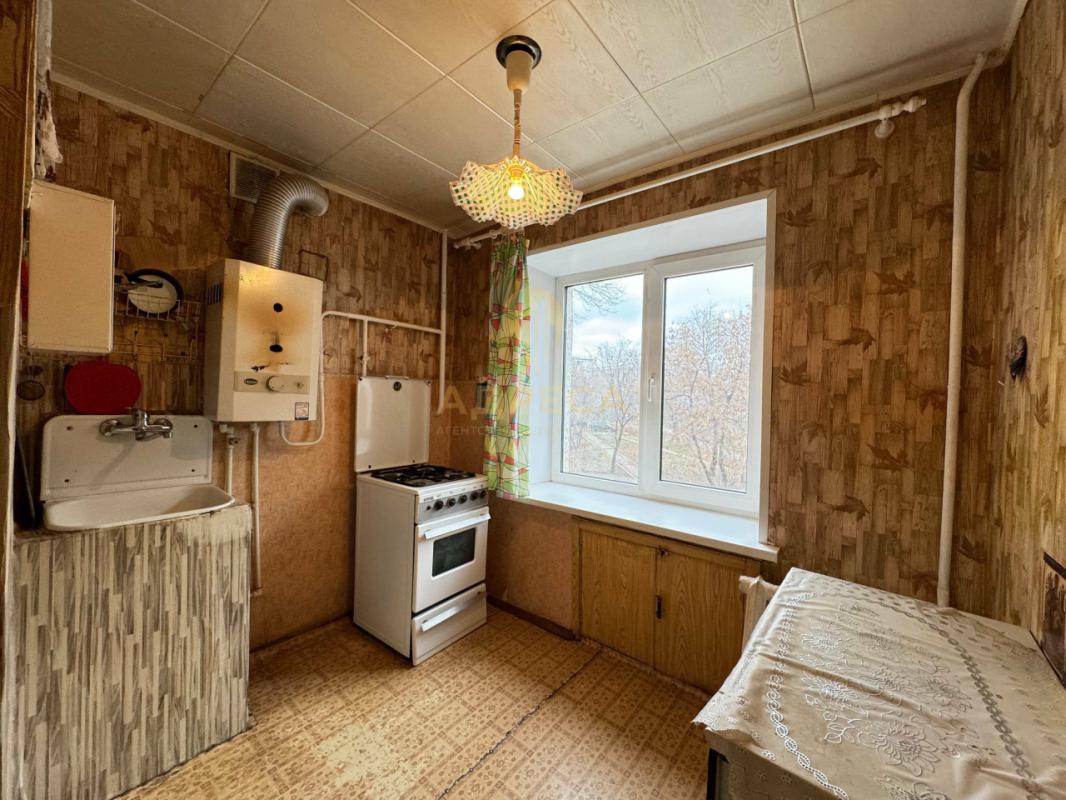 Продается двухкомнатная квартира , общей площадью 44,6 кв . - Оренбург