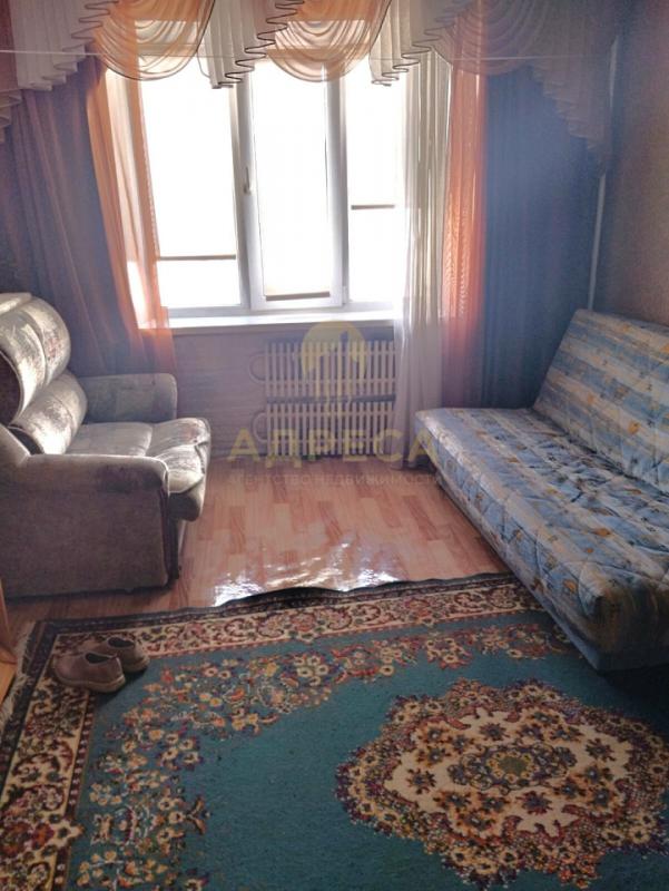 В комнате остается кухонный гарнитур, установлена раковина и вывод под стиральную машинку. - Оренбург