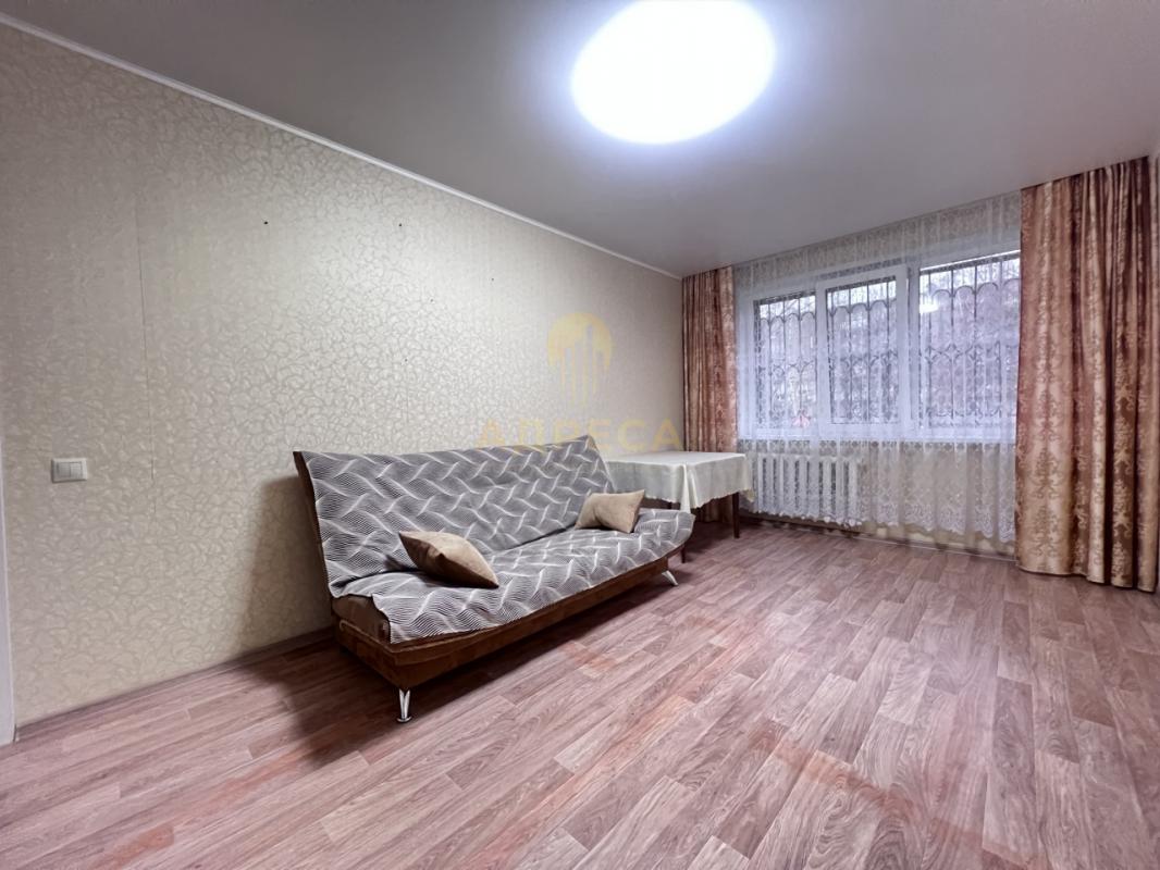 Продаётся просторная 3-х комнатная квартира на 1 этаже 5-ти этажного дома - РОМАШКА!!! - Оренбург