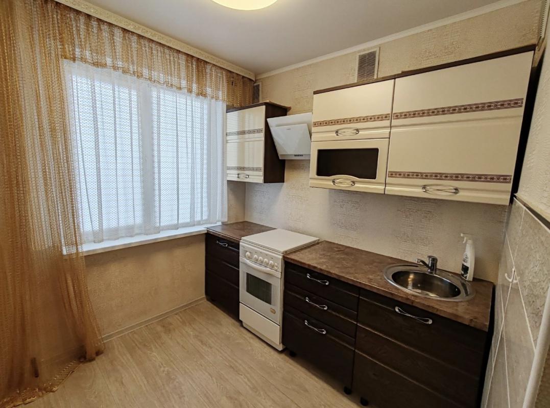 Продается 3- комнатная ( 62 кв. - Новотроицк