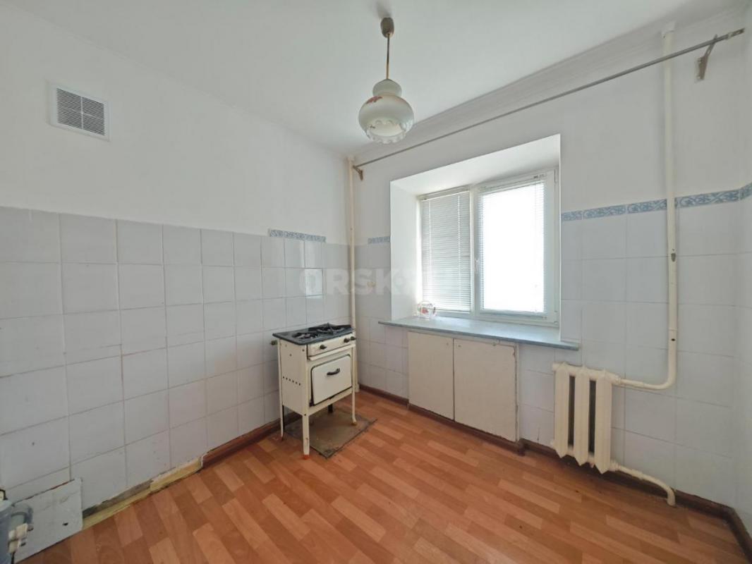 В продаже трехкомнатная квартира по ул. - Орск