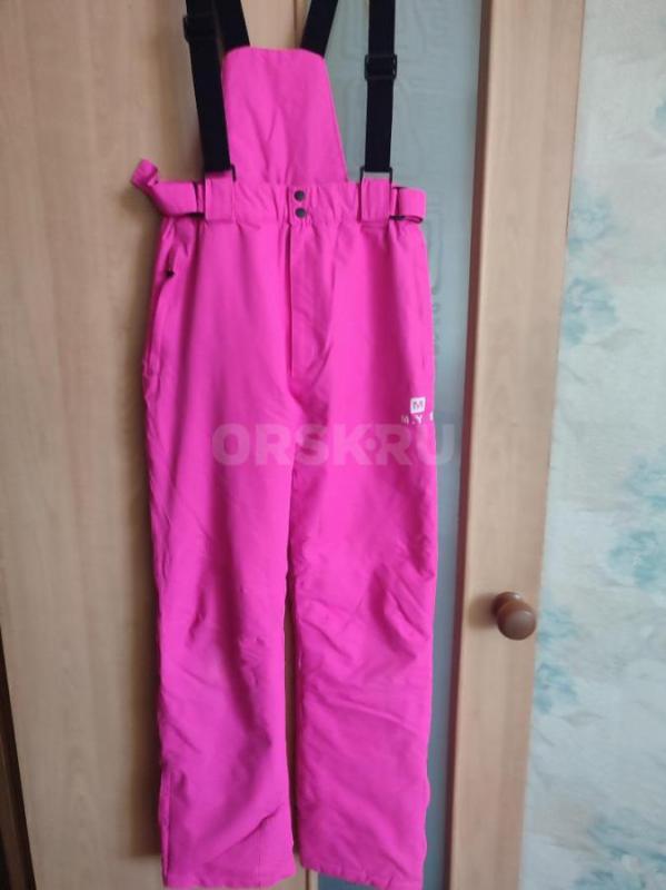 Продам спортивные брюки ,рост 152 см,отличное состояние. - Орск