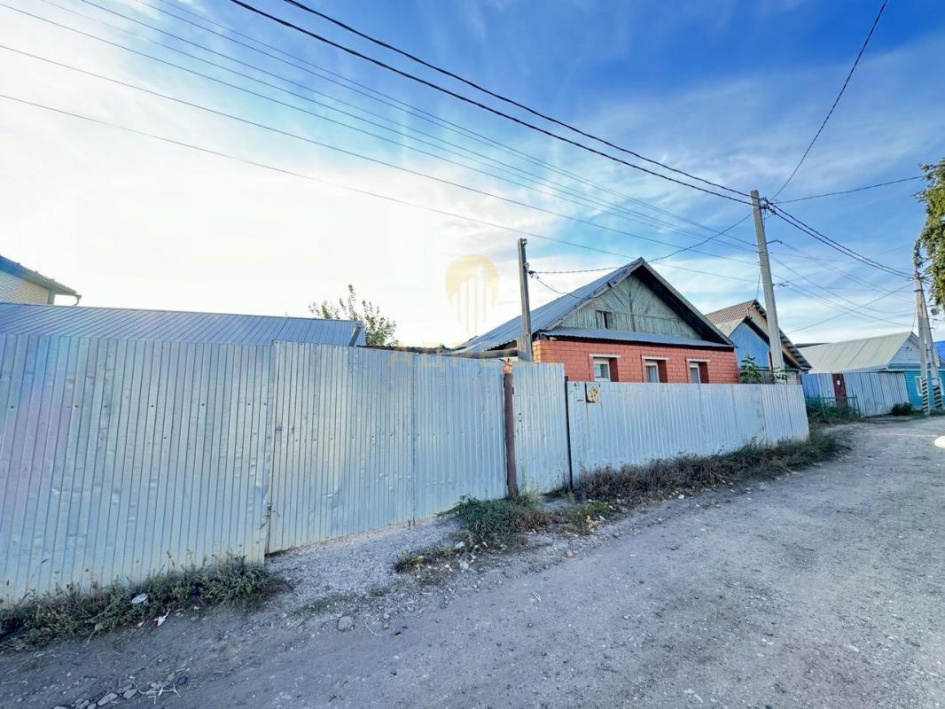 Продается частный дом , общей площадью 84 кв . - Оренбург