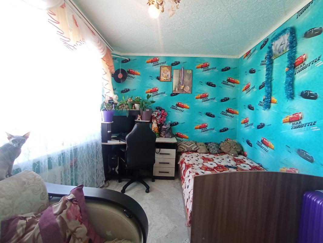 Продается 2х-комнатная квартира по адресу:  г. - Новотроицк