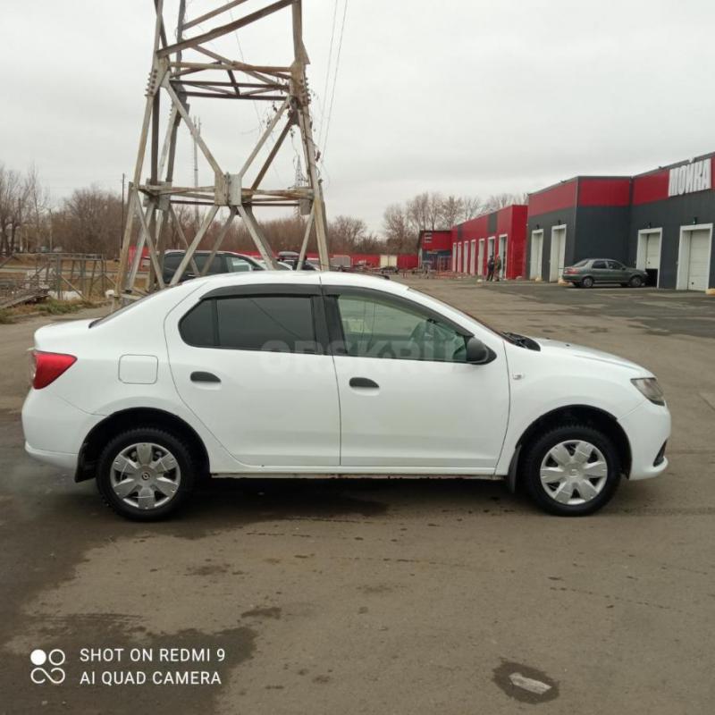 Рено логан 2 , белый цвет, собственник - Орск