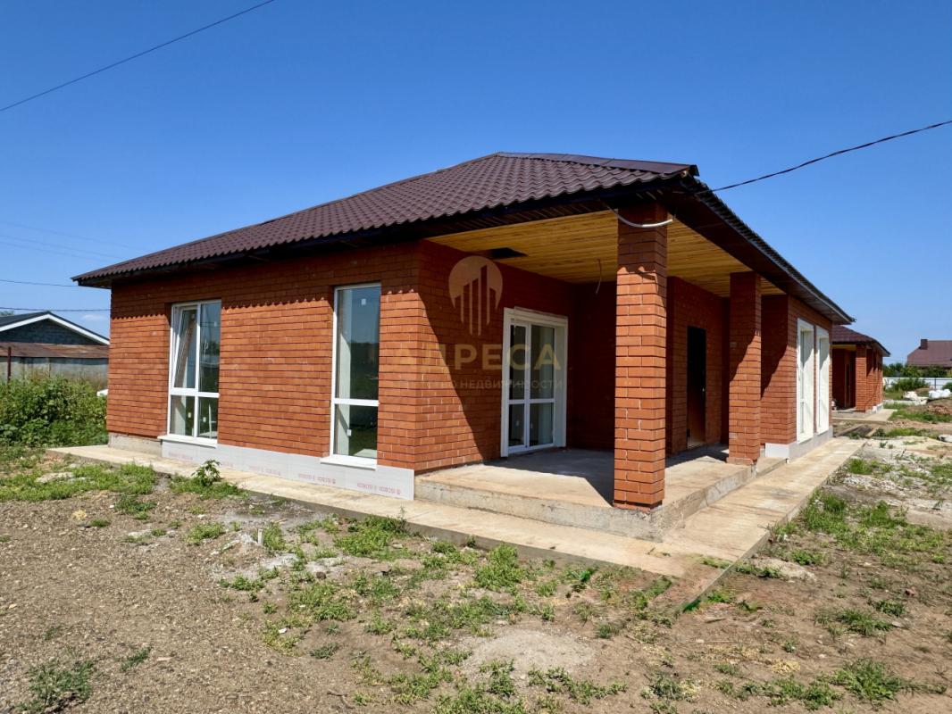 Предлaгaeм к продаже новый дoм в п. - Оренбург
